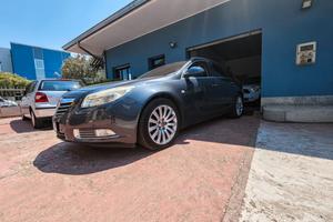 Insignia 2.0 CDTI Sports Tourer cosmo aut. SOLO 13