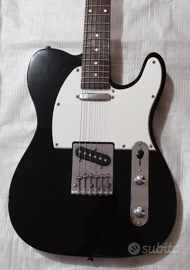 Chitarra elettrica Behringer tipo Fender Stratocaster nera + corde