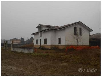 Immobile in asta di 307 m² con più di 5 locali e b