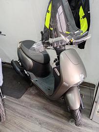 Sym CLBCU 125 PARABREZZA IN OMAGGIO