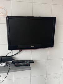 TV Haier 22”