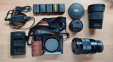 Sony a6500 + accessori e ottiche