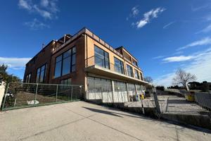 Locale commerciale artigianale uffici - Por...