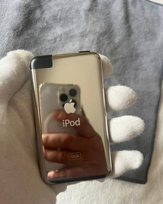 iPod touch 1st gen