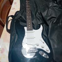 chitarra elettrica usata