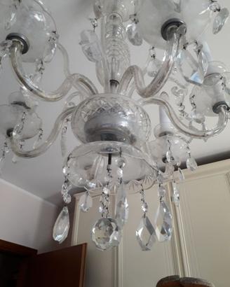Lampadario in vetro con cristalli