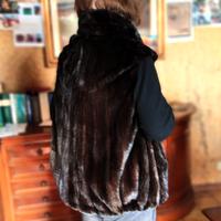 gilet di visone marrone scuro 
