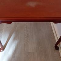  Tavolo e sedie in legno. Ritiro a roma