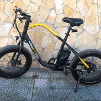 Bici con pedalata assistita