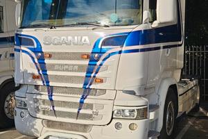 TRATTORE STRADALE SCANIA R580