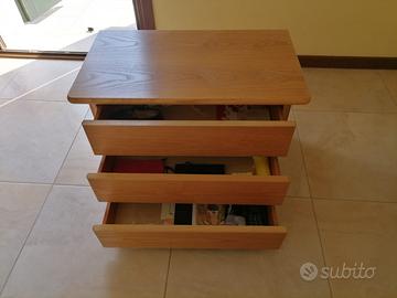 Comodino più letto singolo
