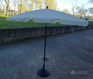 Ombrellone da giardino con base compresa