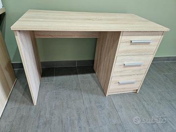 scrivania 3 cassetti effetto quercia stile moderno