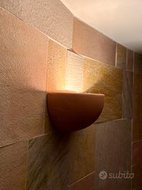 Applique copri lampada o fioriera in terracotta
