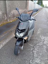 Aprilia Leonardo 250