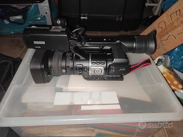 set 4 telecamere professionali JVC / Panasonic 