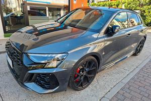 Audi RS3 Sportback 2.5 tfsi quattro s-tronic + tet