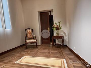 CASA SEMINDIPENDENTE A MONTESARCHIO