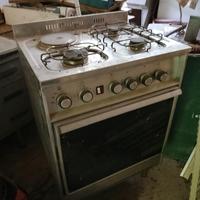 Piano cottura a gas e induzione con forno elettric