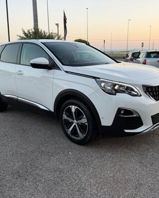 PEUGEOT 3008 BlueHDi 130 S&S EAT8 Allure