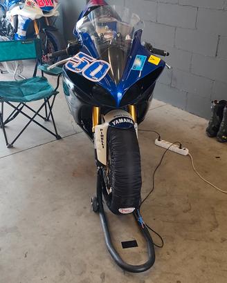 Yamaha r1 2014