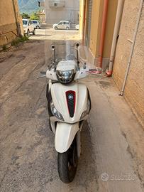 Scooter medley 125 sport