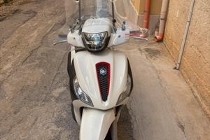 Scooter medley 125 sport