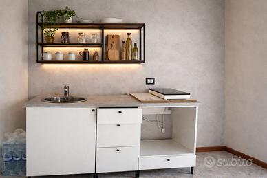Cucina IKEA KNOXHULT – con lavello