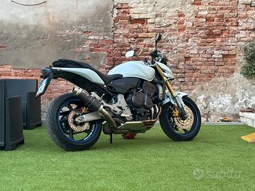 Honda hornet