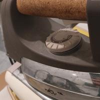 ferro da stiro caldaia De longhi