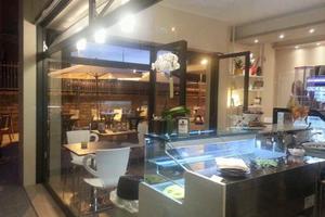 Attività / Licenza di 100 m² con 2 locali a Roma