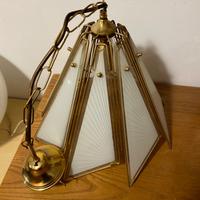 Lampadario vintage in ottone e vetro