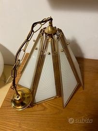 Lampadario vintage in ottone e vetro