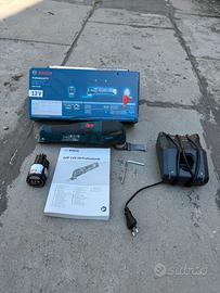 Bosch GOP 12V-28 Pro+ Batteria 2.0Ah + Caricatore