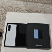 Samsung Zfold5 12/512GB grigio come nuovo 