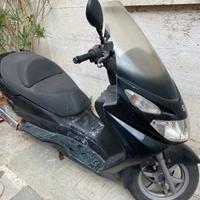 Suzuki Burgman 125c