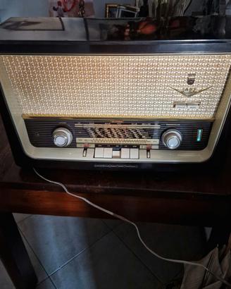 Radio a valvole Grundig 1097.