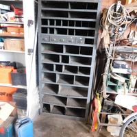 Mobile in ferro da officina