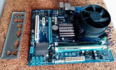 Scheda Madre GIGABYTE GA G41MT S2    4GB/CPU Intel