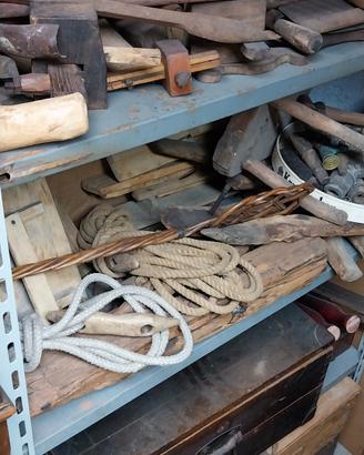 casse in legno vintage attrezzi da falegname