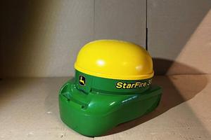 John Deere StarFire 3000