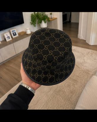 Cappello Gucci originale, taglia S 58