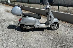 Piaggio Vespa 250 GTS - 2009