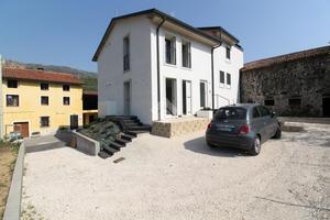 2 LOCALI A CHIAMPO
