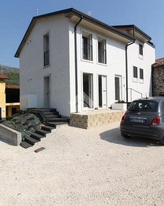2 LOCALI A CHIAMPO