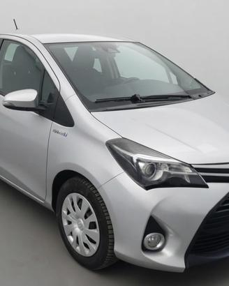 Toyota Yaris hybrid 2016 