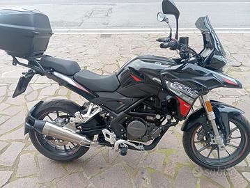 Benelli TRK 251