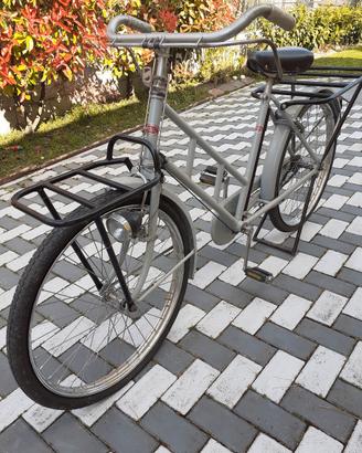 Bicicletta da fornaio vintage funzionante 