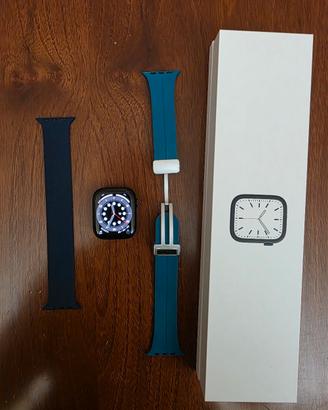 Apple Watch Series 7 45mm GPS + Cellular 