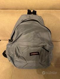 Zainetto EASTPAK ricevuto in dono e mai usato!!!